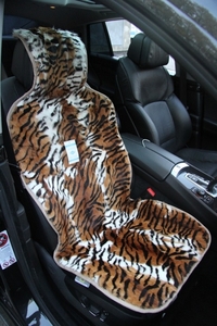 Меховая накидка Автопилот на переднее сиденье из натурального меха, окрас Тигр. Оранжевая с белым.